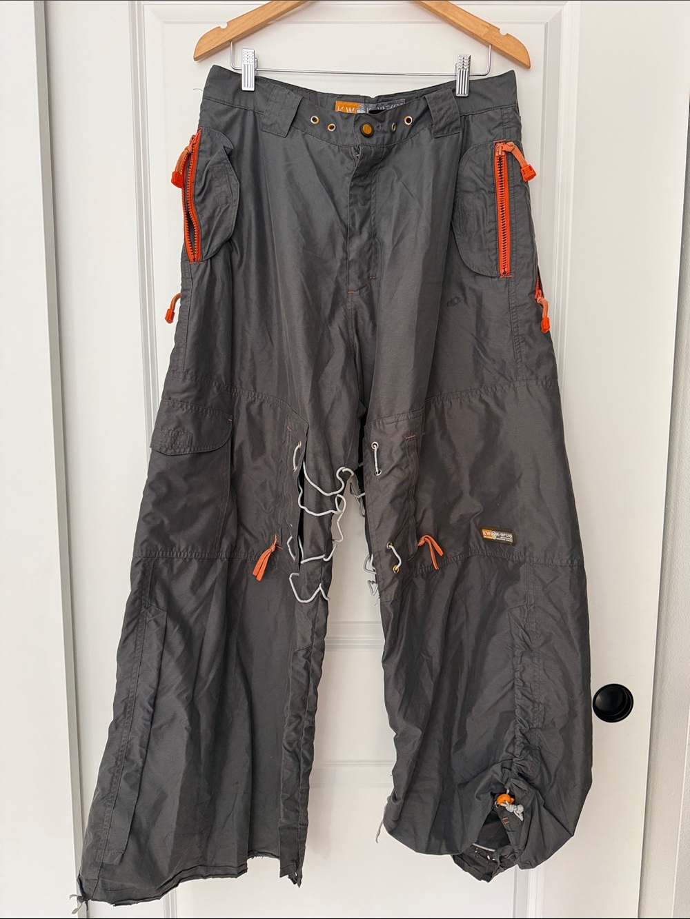 Kikwear Gray Parachute Pants Y2K Authentic